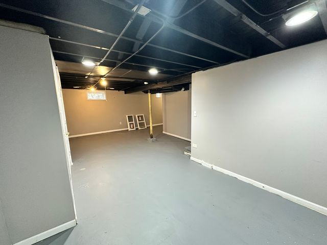 1581 Kenilworth Drive, Calumet City, IL 60409