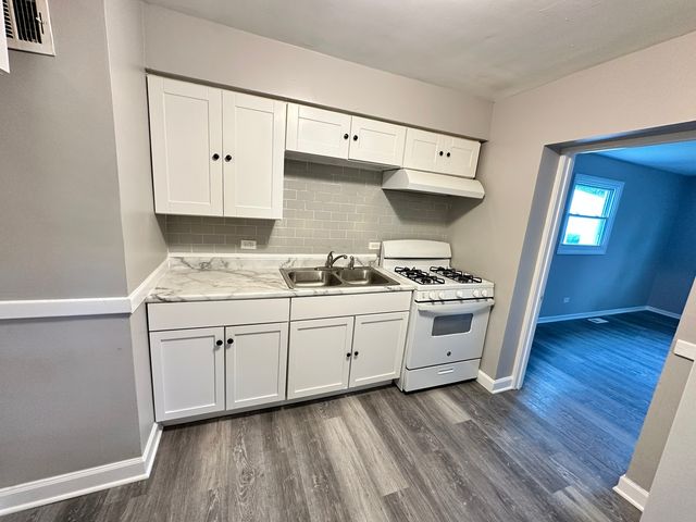 1581 Kenilworth Drive, Calumet City, IL 60409