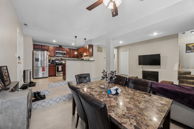 4731 S Ingleside Avenue D1, Chicago, IL 60615
