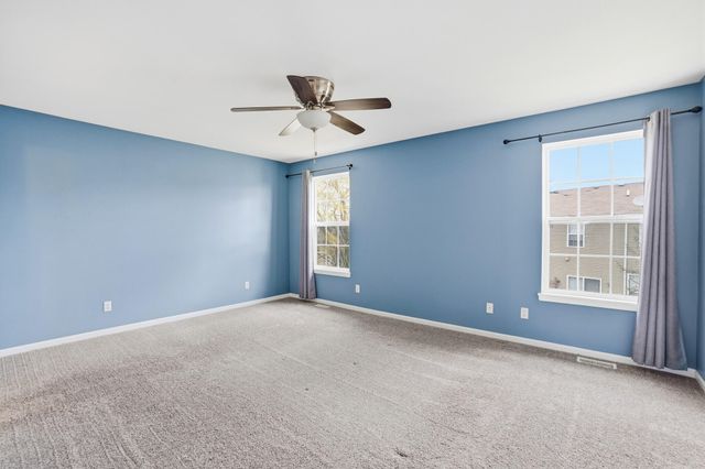 875 Flagstone Drive, Dyer, IN 46311