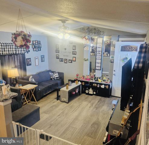 205 ROBWOOD RD, Dundalk, MD 21222