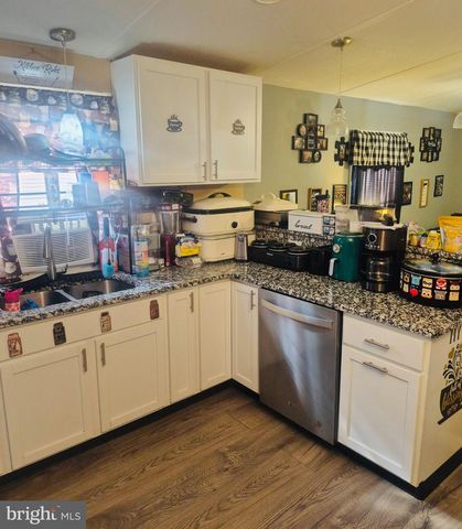 205 ROBWOOD RD, Dundalk, MD 21222