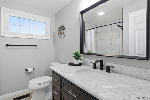1298 Harvard Avenue, North Tonawanda, NY 14120