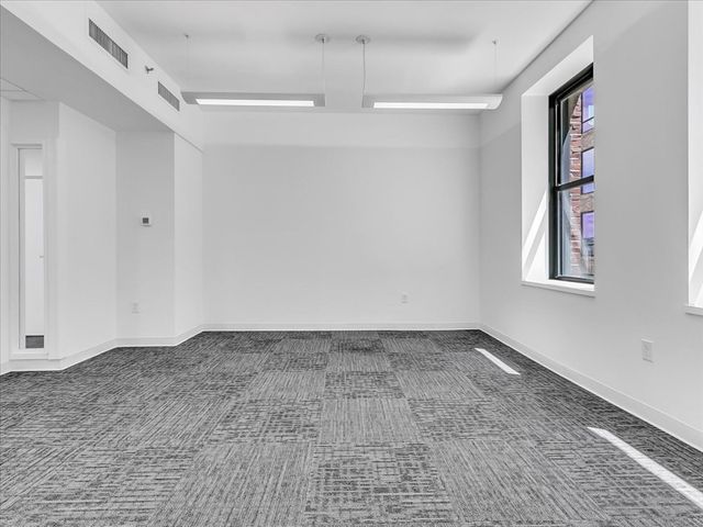 88 Broad St 10, Boston, MA 02110