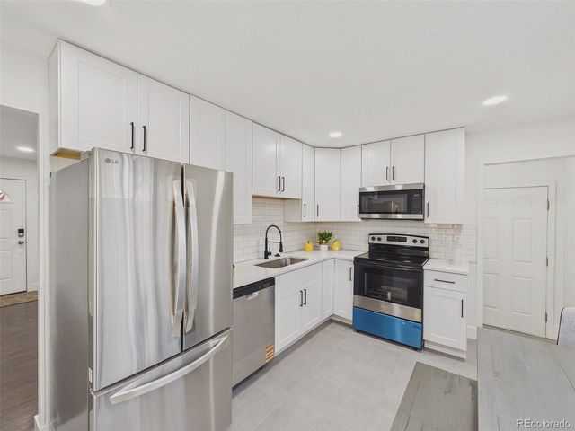 5519 Chandler Court, Denver, CO 80239