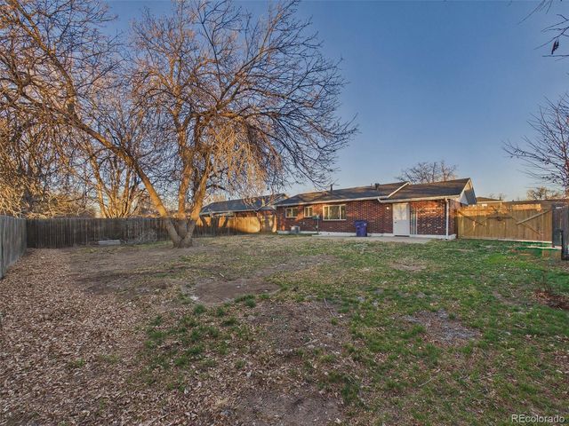 5519 Chandler Court, Denver, CO 80239