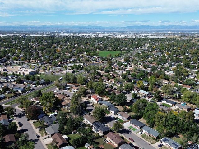 5519 Chandler Court, Denver, CO 80239