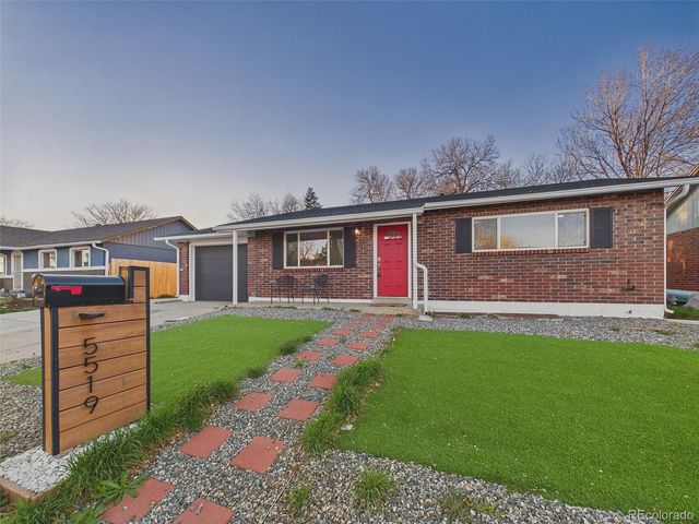 5519 Chandler Court, Denver, CO 80239