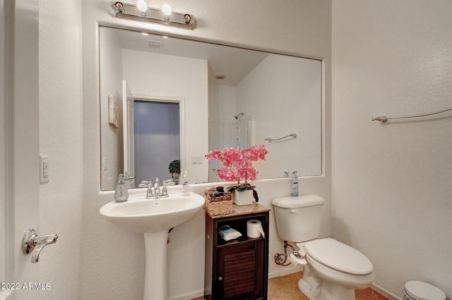 1120 N CROSSCREEK Drive, Chandler, AZ 85225