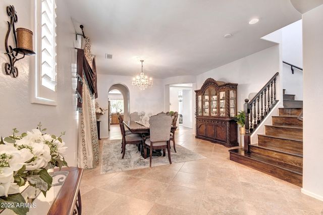 1120 N CROSSCREEK Drive, Chandler, AZ 85225