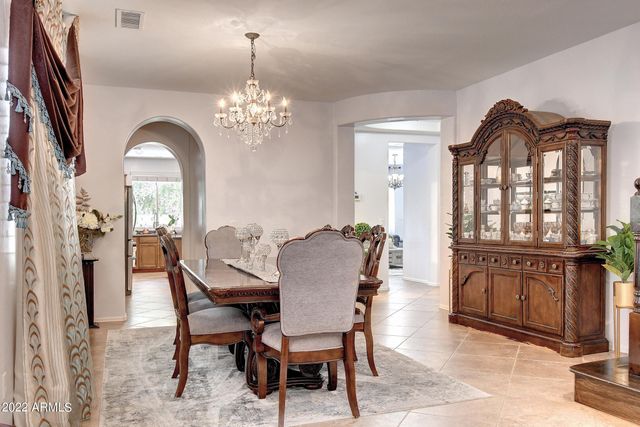 1120 N CROSSCREEK Drive, Chandler, AZ 85225