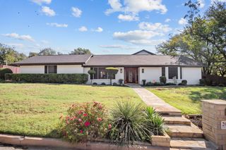 2016 NW 4th Avenue, Mineral Wells, TX 76067