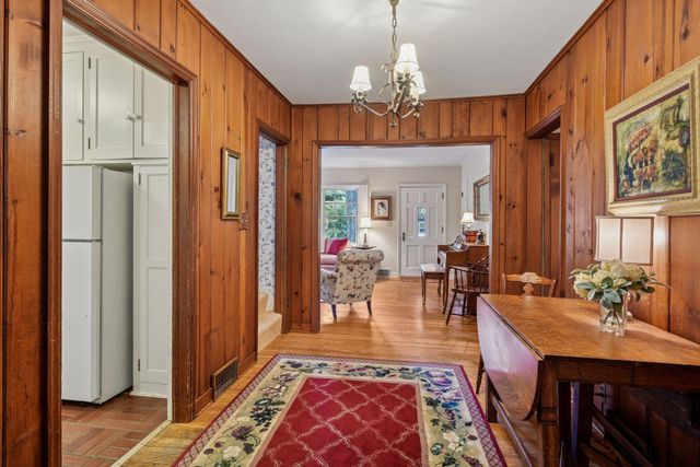 19135 Highland Avenue, Deephaven, MN 55391