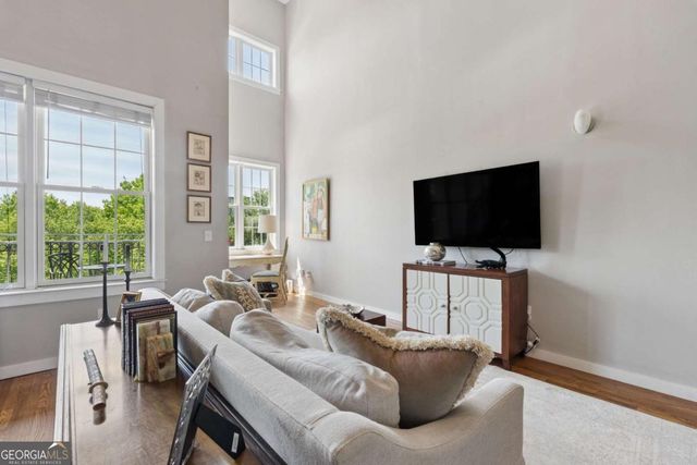 680 Greenwood Avenue NE 404, Atlanta, GA 30306