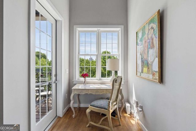 680 Greenwood Avenue NE 404, Atlanta, GA 30306