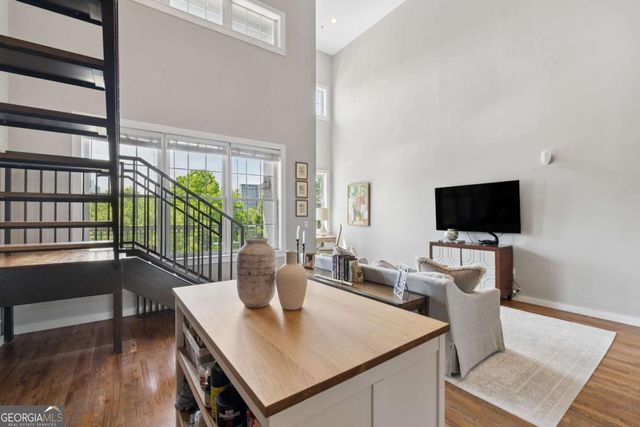 680 Greenwood Avenue NE 404, Atlanta, GA 30306