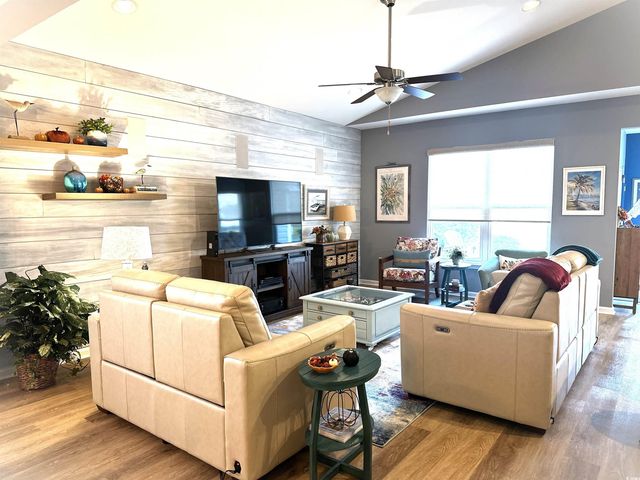 127 Campania St., Myrtle Beach, SC 29579