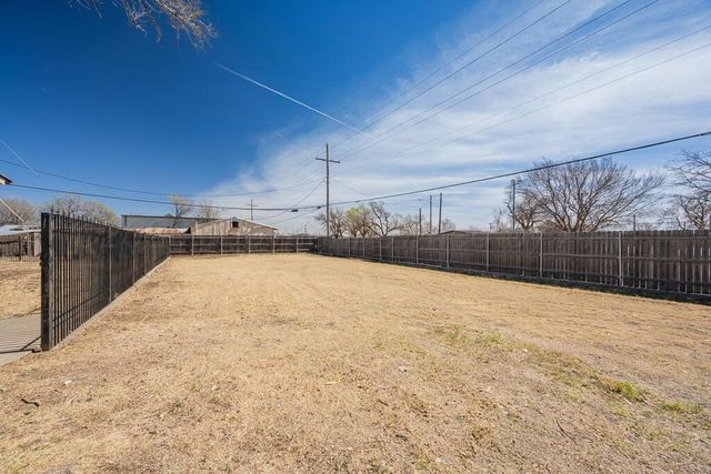 2609 S MIRROR Street, Amarillo, TX 79103