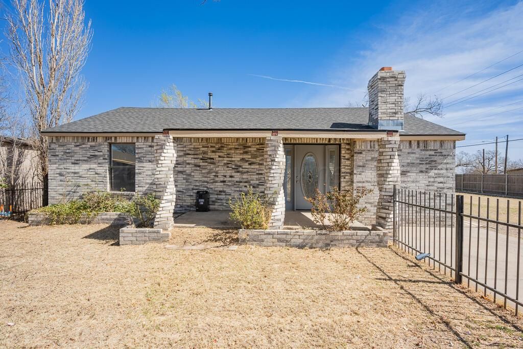2609 S MIRROR Street, Amarillo, TX 79103