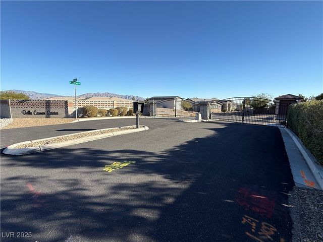 4040 North Tee Pee Lane, Las Vegas, NV 89129