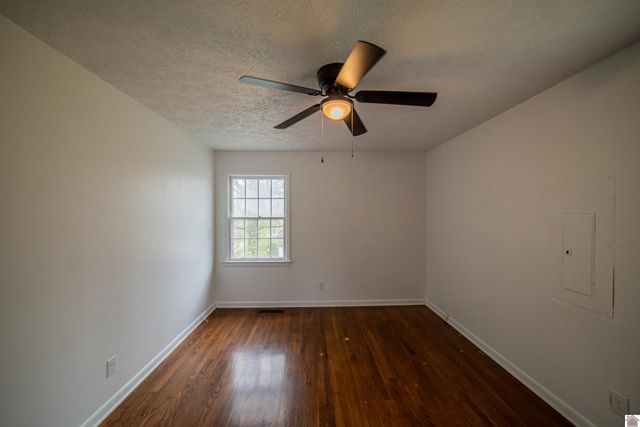 1330 Friedman Lane, Paducah, KY 42001