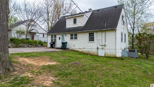 1330 Friedman Lane, Paducah, KY 42001