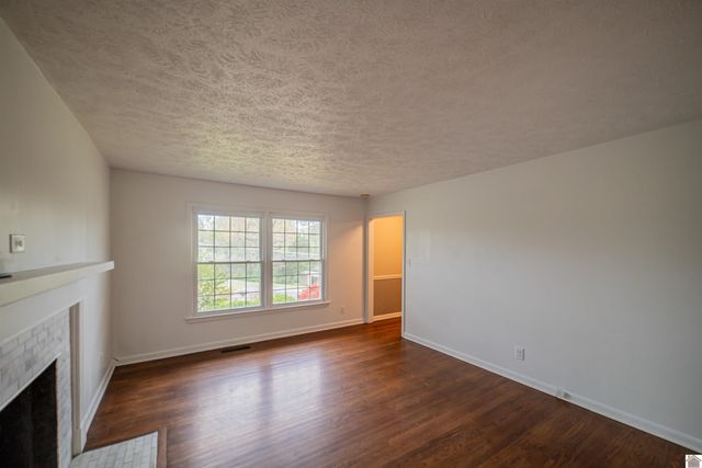 1330 Friedman Lane, Paducah, KY 42001