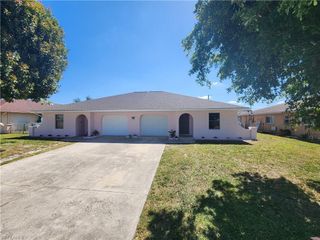 1209/1211 SE 23rd PL, Cape Coral, FL 33990