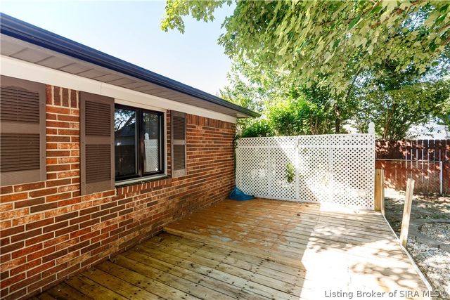 2321 Bishop Road, Jeffersonville, IN 47130