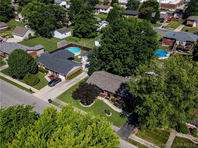 2321 Bishop Road, Jeffersonville, IN 47130