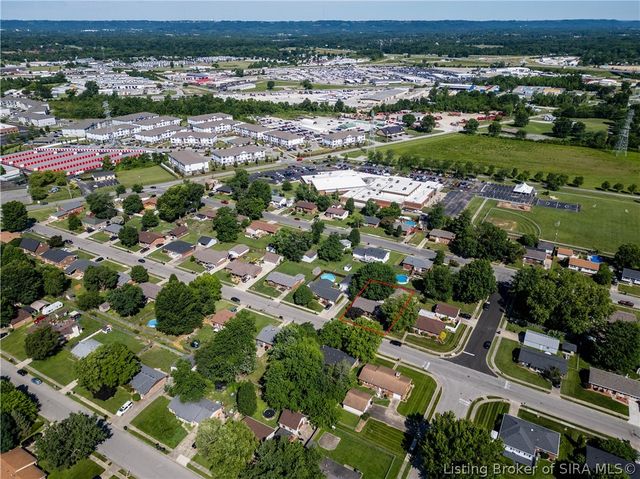 2321 Bishop Road, Jeffersonville, IN 47130