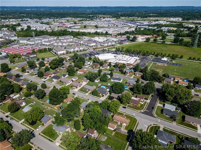 2321 Bishop Road, Jeffersonville, IN 47130