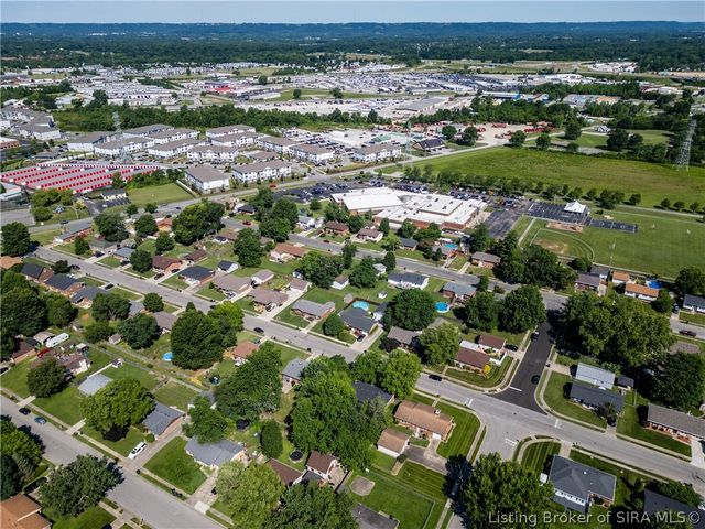 2321 Bishop Road, Jeffersonville, IN 47130