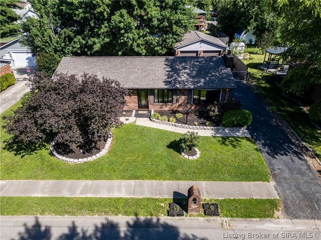 2321 Bishop Road, Jeffersonville, IN 47130