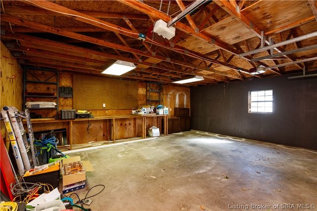 2321 Bishop Road, Jeffersonville, IN 47130