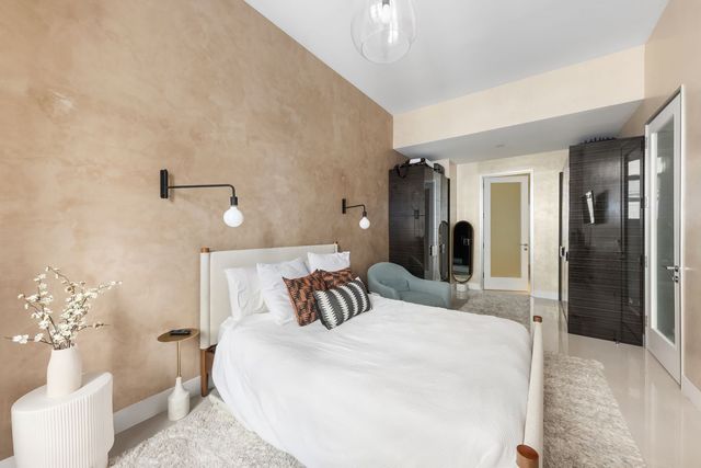 111 Fulton St Apt 806, New York City, NY 10038