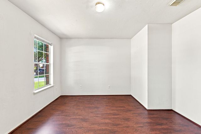 822 N Vista Drive, Houston, TX 77073