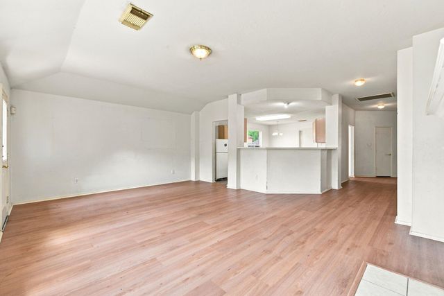822 N Vista Drive, Houston, TX 77073