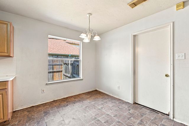 822 N Vista Drive, Houston, TX 77073