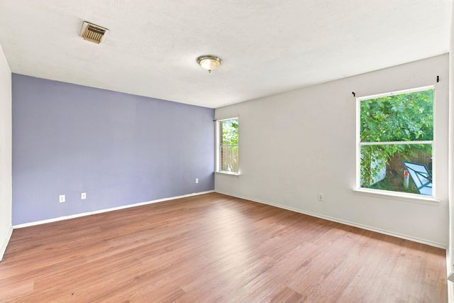 822 N Vista Drive, Houston, TX 77073