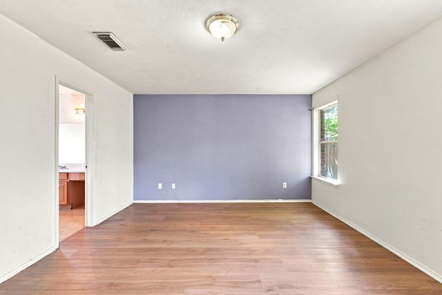 822 N Vista Drive, Houston, TX 77073
