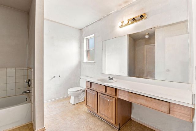 822 N Vista Drive, Houston, TX 77073