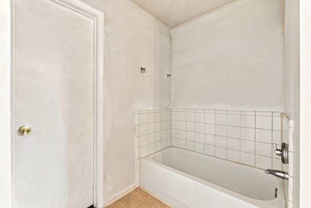 822 N Vista Drive, Houston, TX 77073