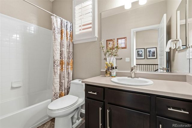 2124 Longfin Court, Windsor, CO 80550