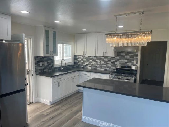 3736 Veteran Avenue, Los Angeles, CA 90034