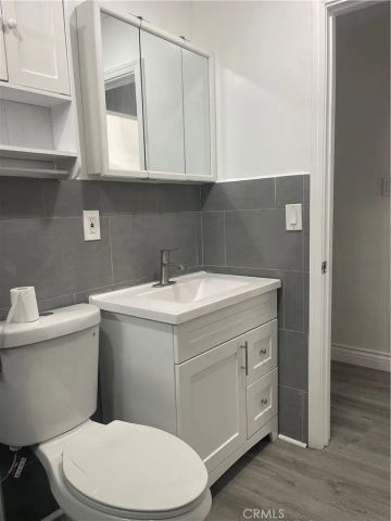 3736 Veteran Avenue, Los Angeles, CA 90034