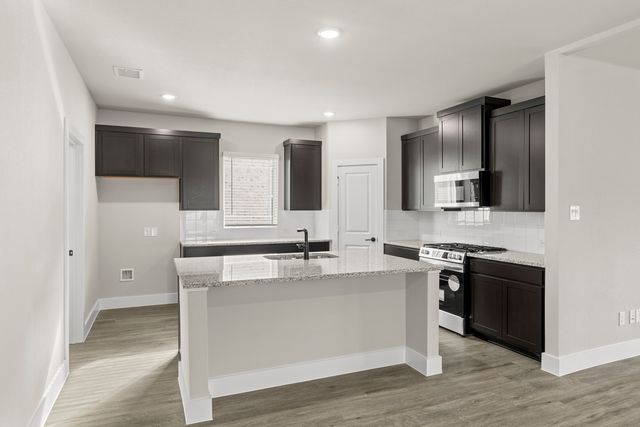 709 Wilderness Point Lane, Anna, TX 75409