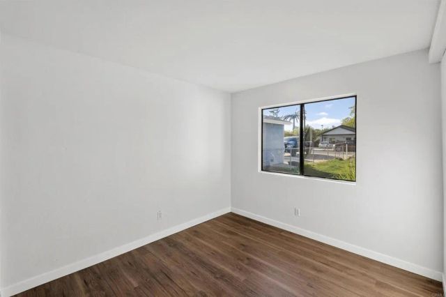 945 E Street, Ramona, CA 92065