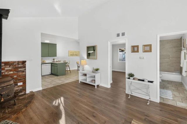 945 E Street, Ramona, CA 92065