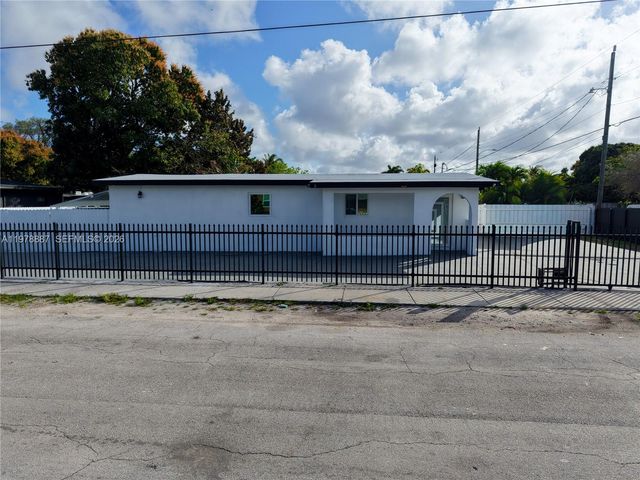 10090 W Fern Street, Miami, FL 33157